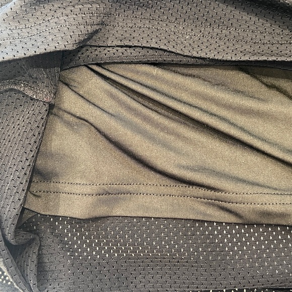 BuffBunny Women's XXL Black Athletic Shorts — Like New! - Picture 10 of 13